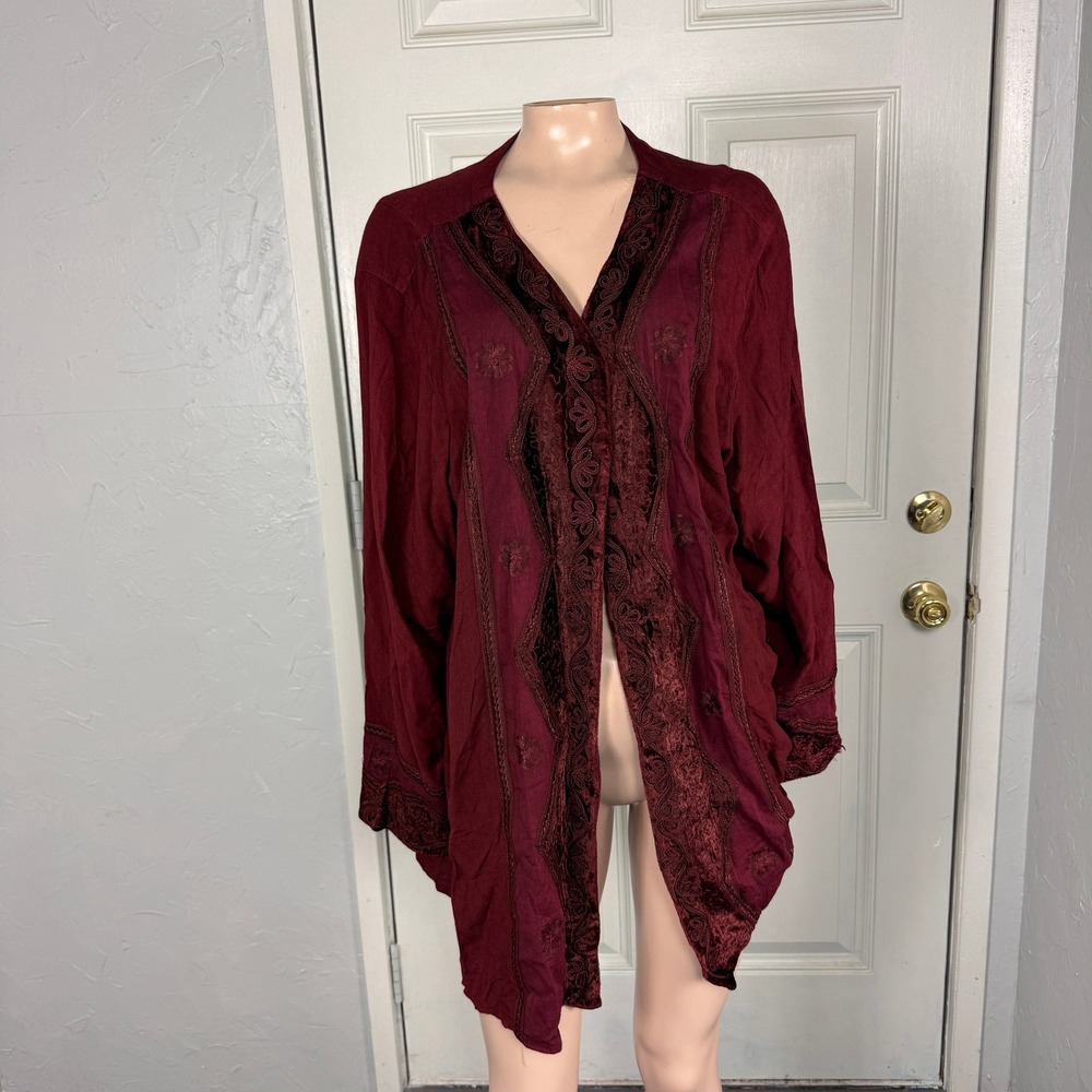 NEW Holy Clothing Women's Shirt 3X Boo Plus Size Embroidered Cardigan Rayon QQ6